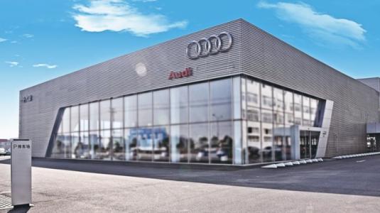 工廠、商務(wù)大樓、工業(yè)園區(qū)、私人企業(yè)、電影院、銀行、政府機(jī)關(guān)、學(xué)校、酒店娛樂場所等清潔外包服務(wù)